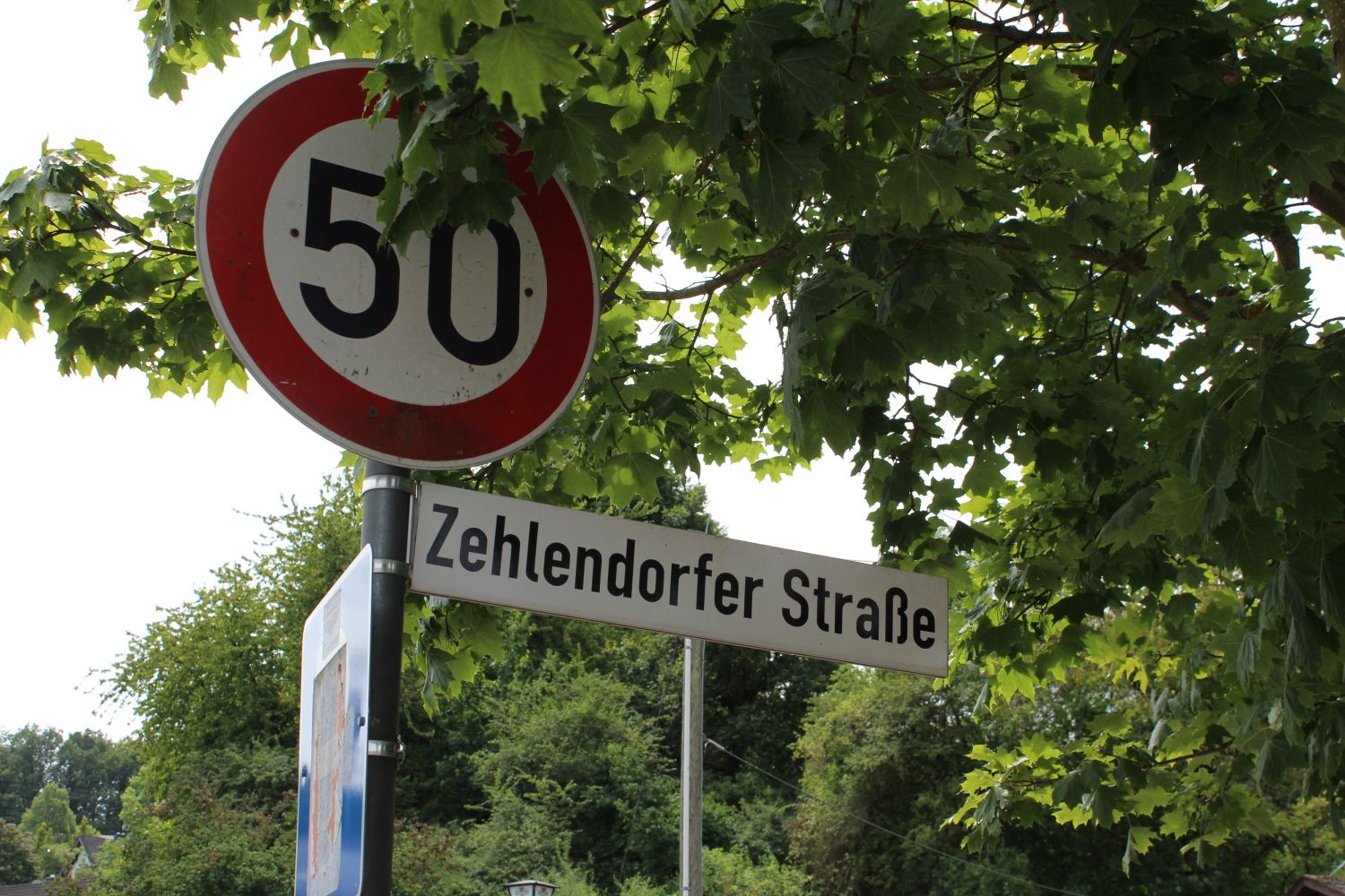 Nicht schneller als 50: Unterwegs auf der Zehlendorfer Straße in Nentershausen 