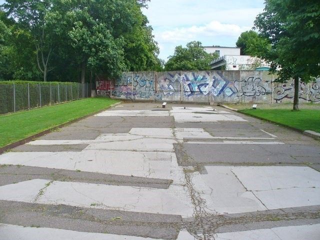 Erhaltener Mauerstreifen in der Bergstraße, Berlin-Mitte