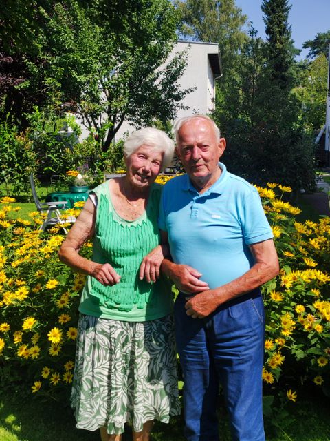 Bildvergrößerung: Bärbel und Horst Hädrich aus Reinickendorf haben ihre Eiserne Hochzeit gefeiert.