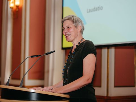 Bildvergrößerung: Moderatorin Dr. Ulrike Spangenberg