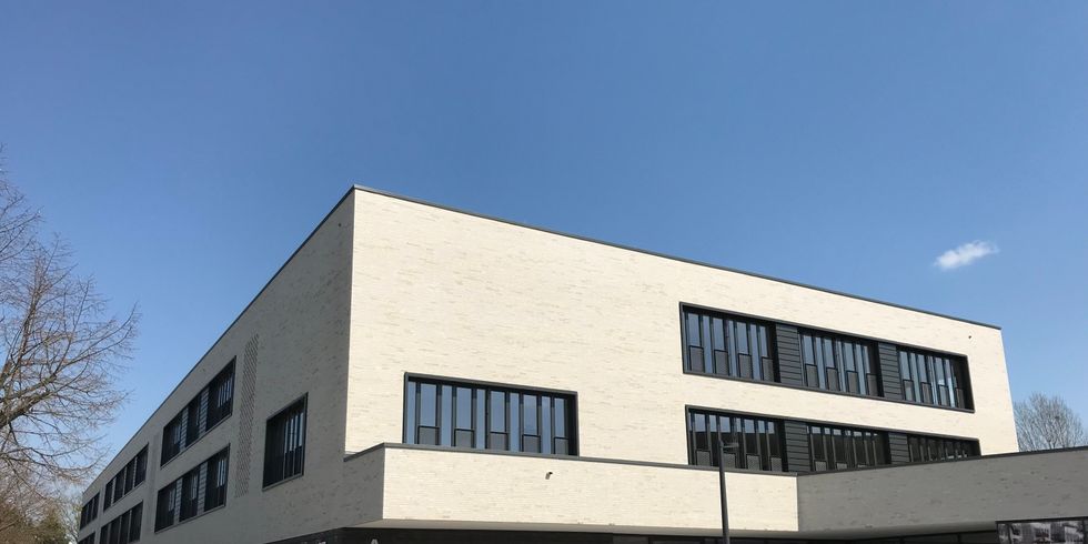 Außenansicht 31. Schule (Grundschule) in Spandau-Hakenfelde