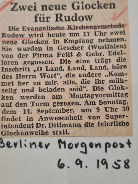 Zeitungsartikel der Berliner Morgenpost von 1958 über die Glockenweihe der Dorfkirche