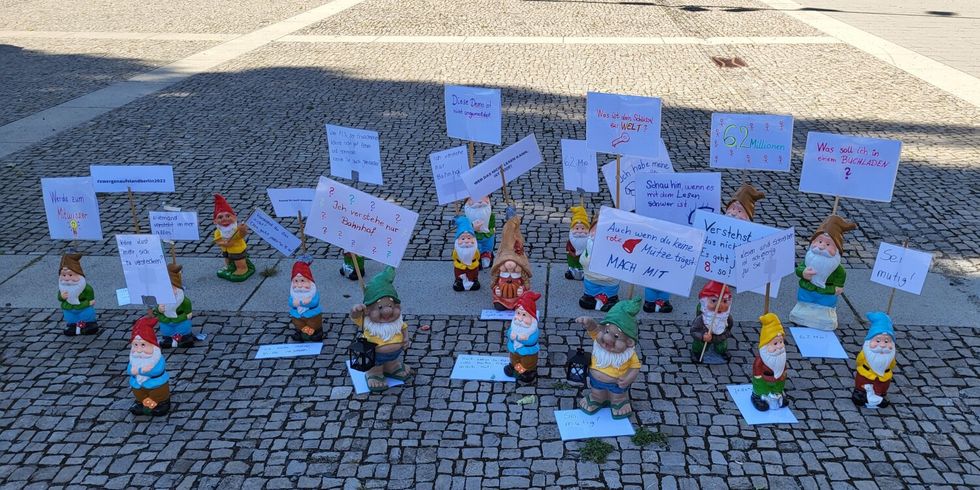 Zwergenaufstand am Leopoldplatz: Aktion zum Weltalphabetisierungstag