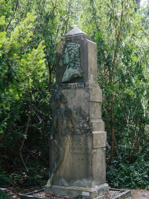 Bildvergrößerung: Denkmal Johann Julius Hecker