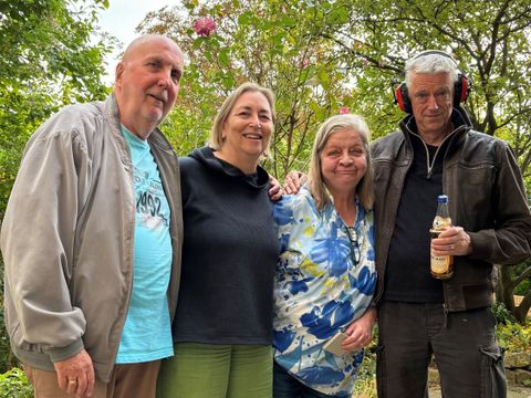 Das Organisationsteam der Begegnungsstätte Gitschiner Straße stellte ein erfolgreiches wie vergnügliches Gartenfest auf die Beine