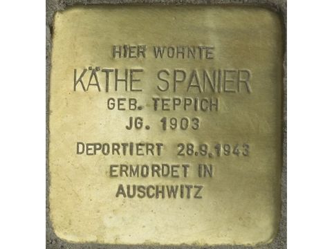 Bildvergrößerung: Stolperstein Käthe Spanier