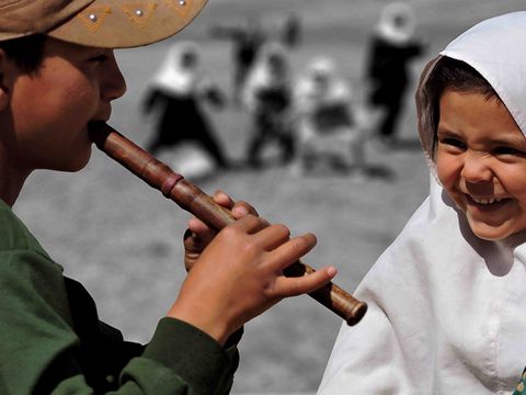 Kindheit in Afghanistan - Fotografien von Mokthar Zakizade und Naim Karimi