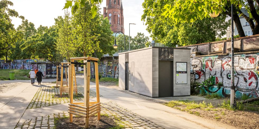 Berliner Toilette im Görlitzer Park