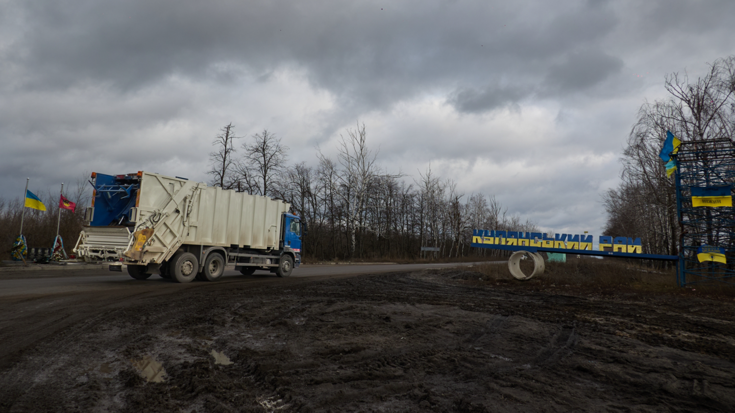 Mülltransporter für die Gemeinde Kupjansk, Charkiwer Region