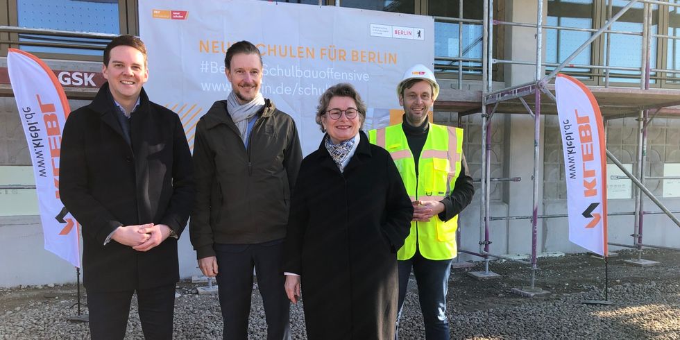 BSO-Akteure beim Richtfest Grundschule Naumburger Ring 