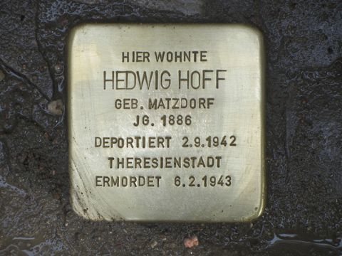 Stolperstein Hedwig Hoff, Foto: F. Siebold, April 2013