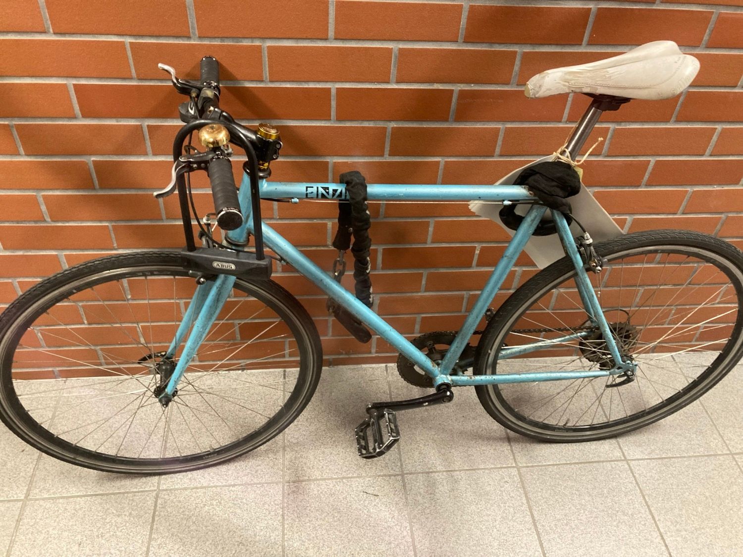 Türkises Herrenfahrrad