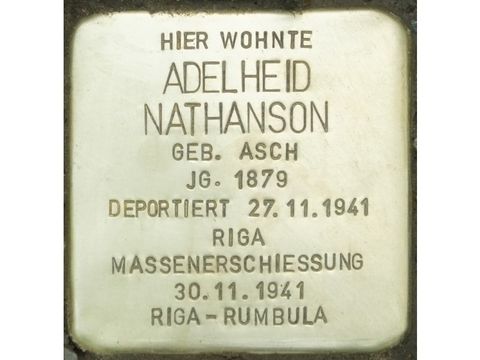 Bildvergrößerung: Stolperstein Adelheid Nathanson