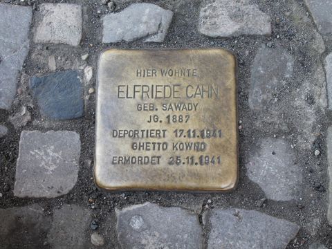 Bildvergrößerung: Stolperstein Elfriede Cahn