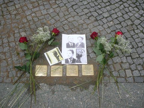 Stolpersteine in der Grainauer Str. 8