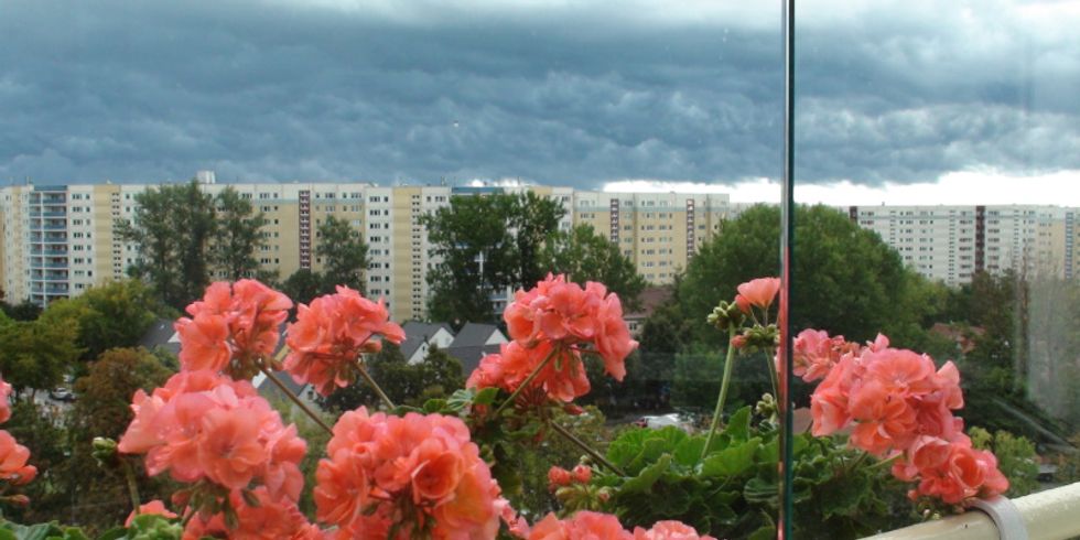 Blick von der Allee der Kosmonauten zur Kienbergstraße