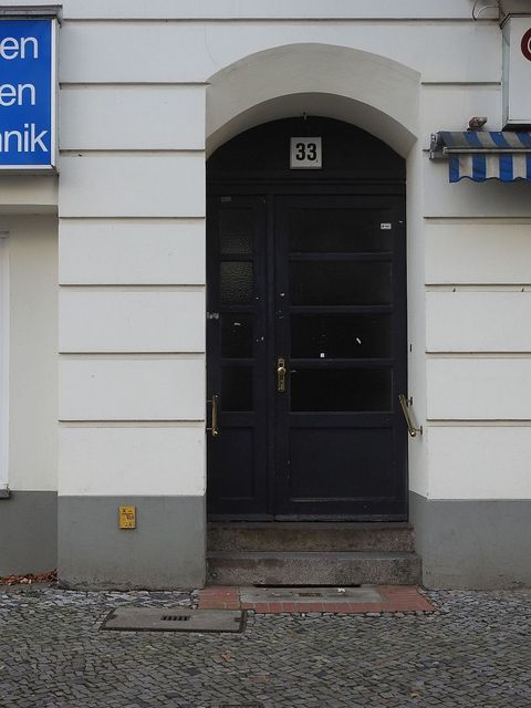 Bildvergrößerung: Hausansicht Leibnizstr. 33