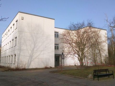 MURs am Melachthon-Gymnasium saniert - Außenfassade