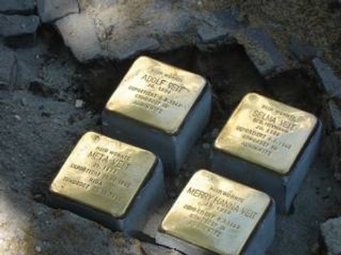 Stolpersteine Kudamm4