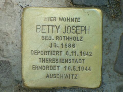 Stolperstein fÃ¼r Betty Joseph, 10.05.11 Foto:B.Plewa