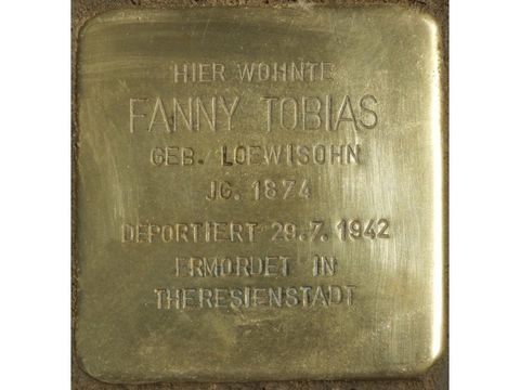 Bildvergrößerung: Stolperstein Fanny Tobias