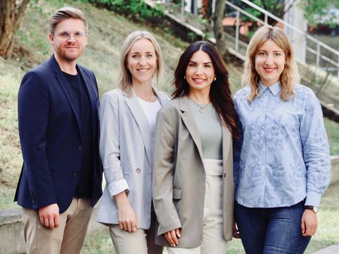 (Leitender Pressesprecher Jens Krüger, Pressesprecherin Kim Grundmann, Pressesprecherin Aylin Kilinc und Pressesprecherin Madlen Sehmisch)