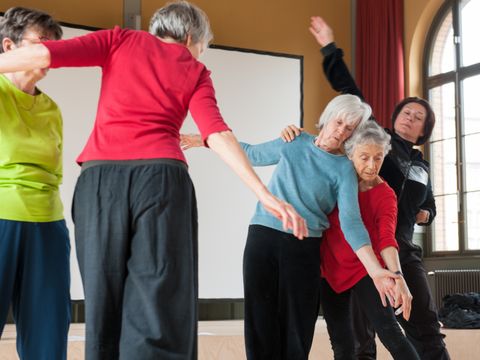 Szene aus dem Kurs Tanzimprovisation