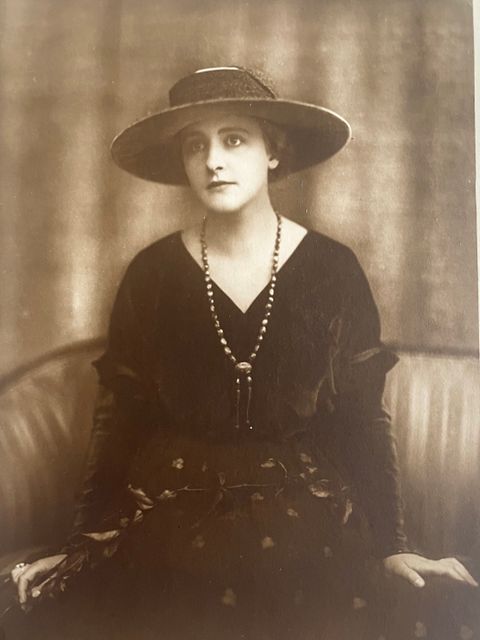 Henny Portens Filmkarriere begann 1906, Regie bei „Meissner Porzellan“ führte ihr Vater | Henny Porten’s film career began in 1906, her father directed “Meissner Porzellan”
