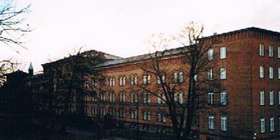 Großes Gebäude