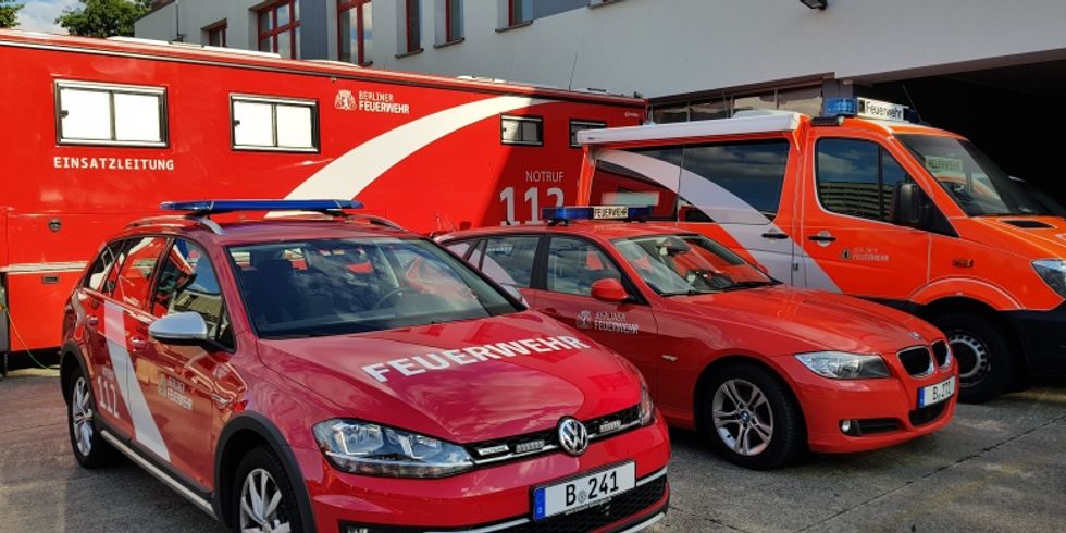 Schön rot: Fahrzeuge der Feuerwehr in Charlottenburg-Nord. 