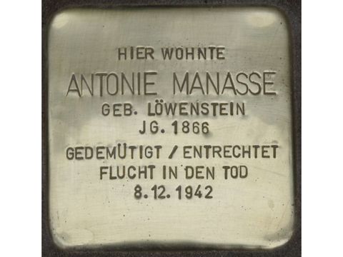 Bildvergrößerung: Stolperstein Antonie Manasse