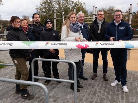 Bildvergrößerung: Jugendspielplatz am Havelgarten, Eröffnung durch Herrn Schatz