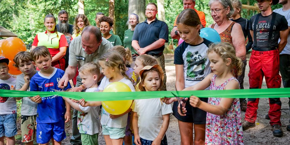 Eröffnung des renovierten Waldspielplatzes Schulzendorfer Straße im Tegeler Forst