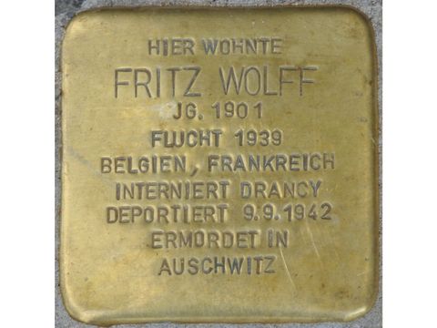 Stolperstein Fritz Wolff Suarezstraße 46