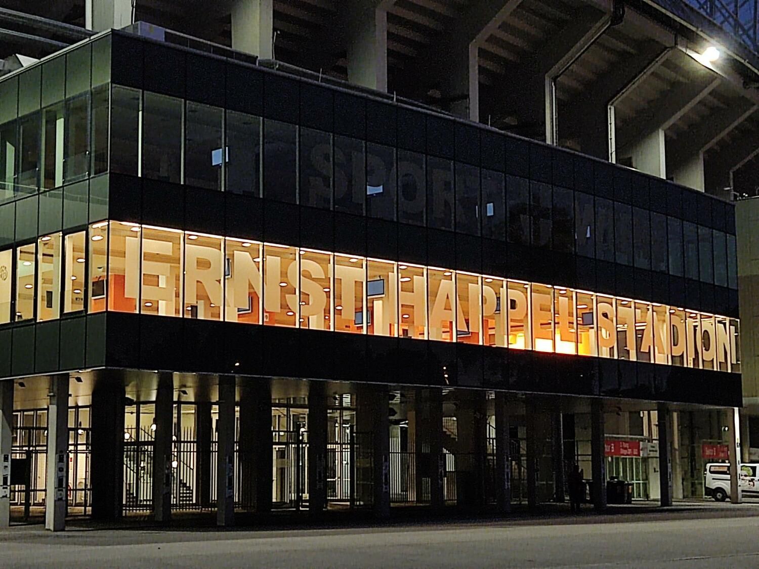 Bildvergrößerung: VIP-Bereich Ernst-Happel-Stadion außen