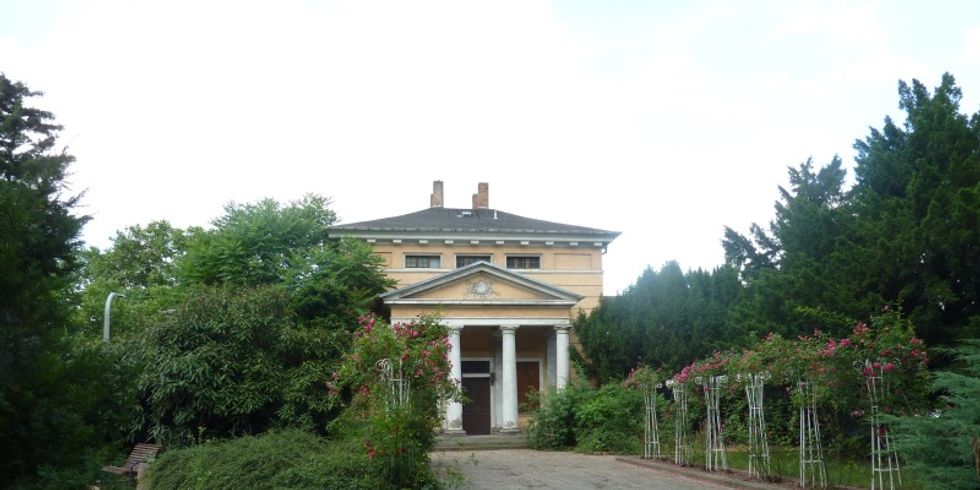 Eine Villa im Grünen