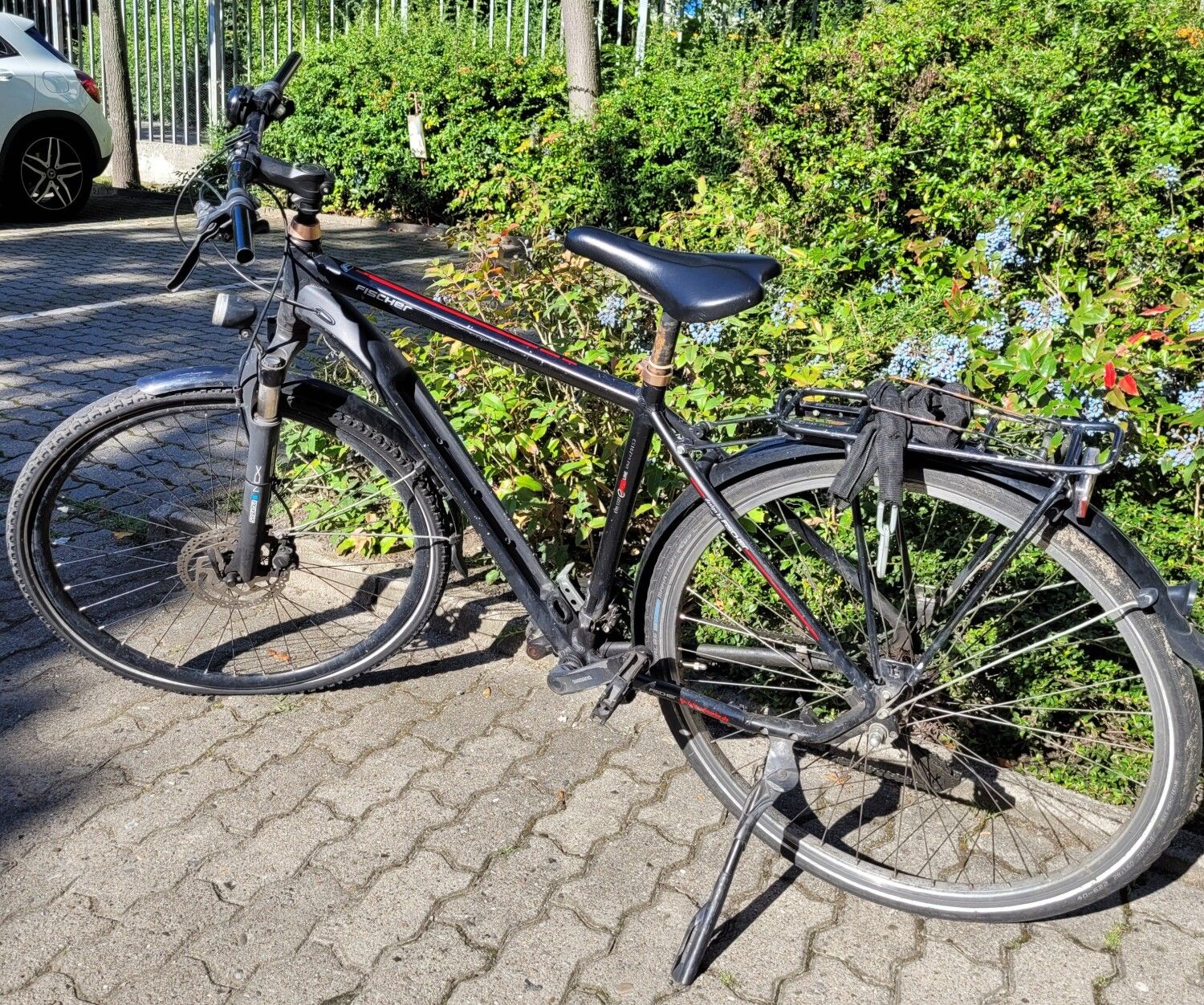 Schwarzes Herrenfahrrad