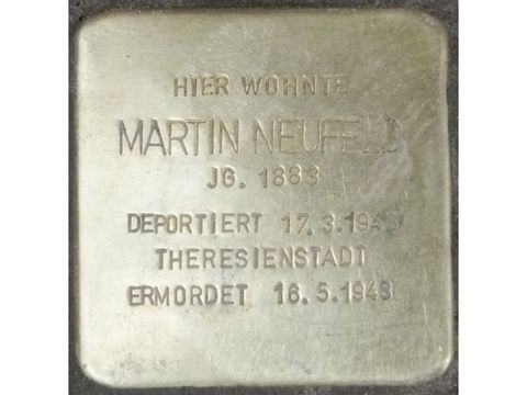 Bildvergrößerung: Stolperstein Martin Neufeld