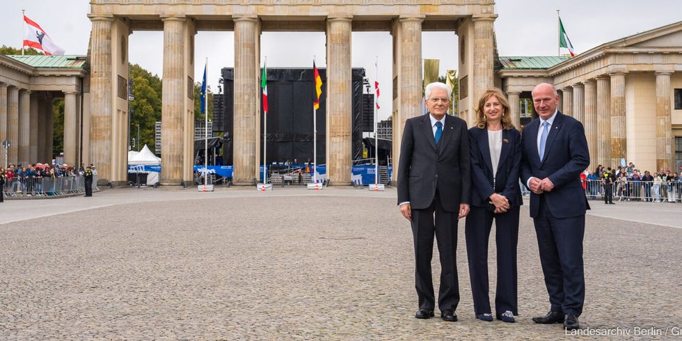 Kai Wegner begrüßt Italiens Präsidenten Sergio Mattarella am 27.09.2024