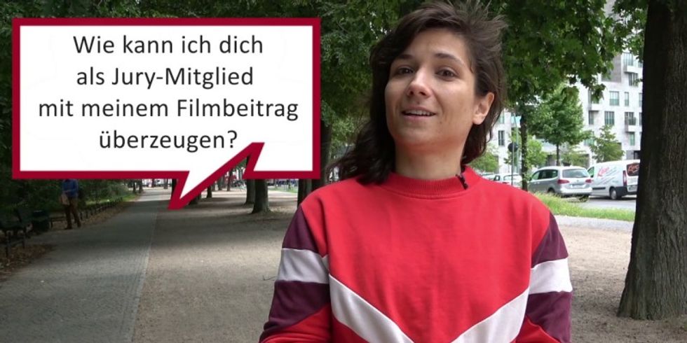 Portrait von Marijana Verhoef mit Einblendung der Fragestellung: „Wie kann ich dich als Jury-Mitglied mit meinem Filmbeitrag überzeugen?“