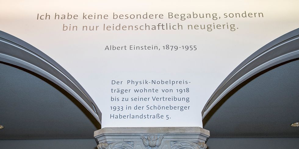 Zitat vom Namensgeber Albert Einstein
