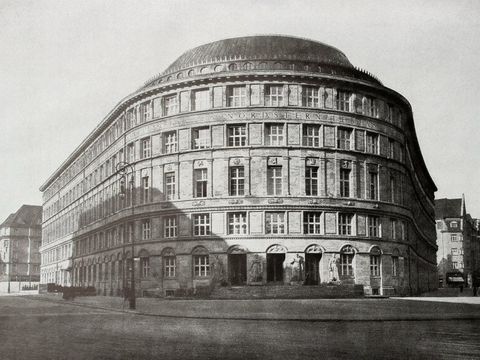 Nordsternhaus 1915 - Verwaltungsgebäude der Nordstern-Gesellschaften in Berlin-Schöneberg