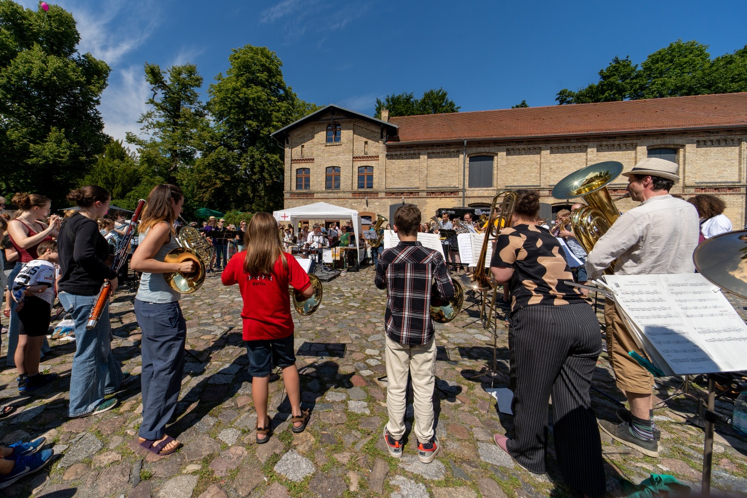 Sommerfest 2024 - Bläser-Flashmob