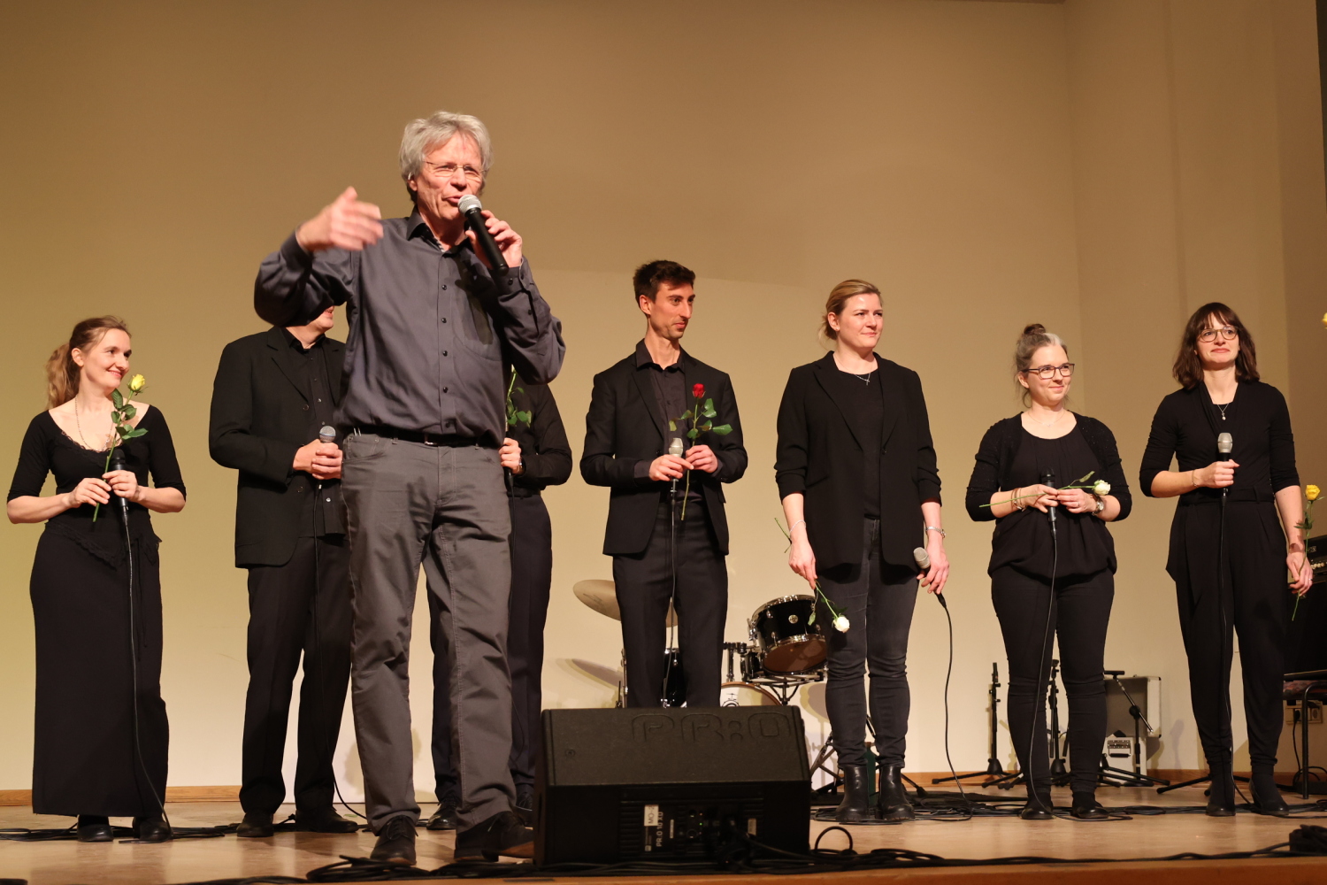 Village Voices Neujahrskonzert Wolfgang Thierfeldt