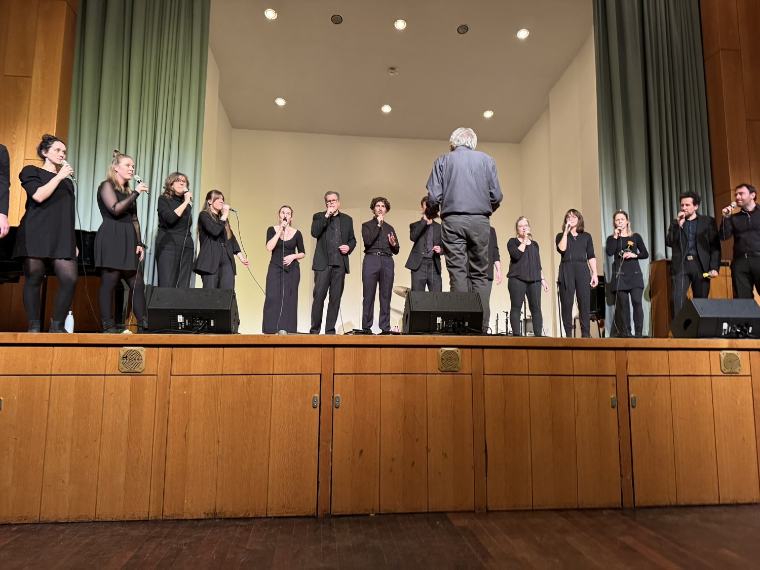 Village Voices Neujahrskonzert