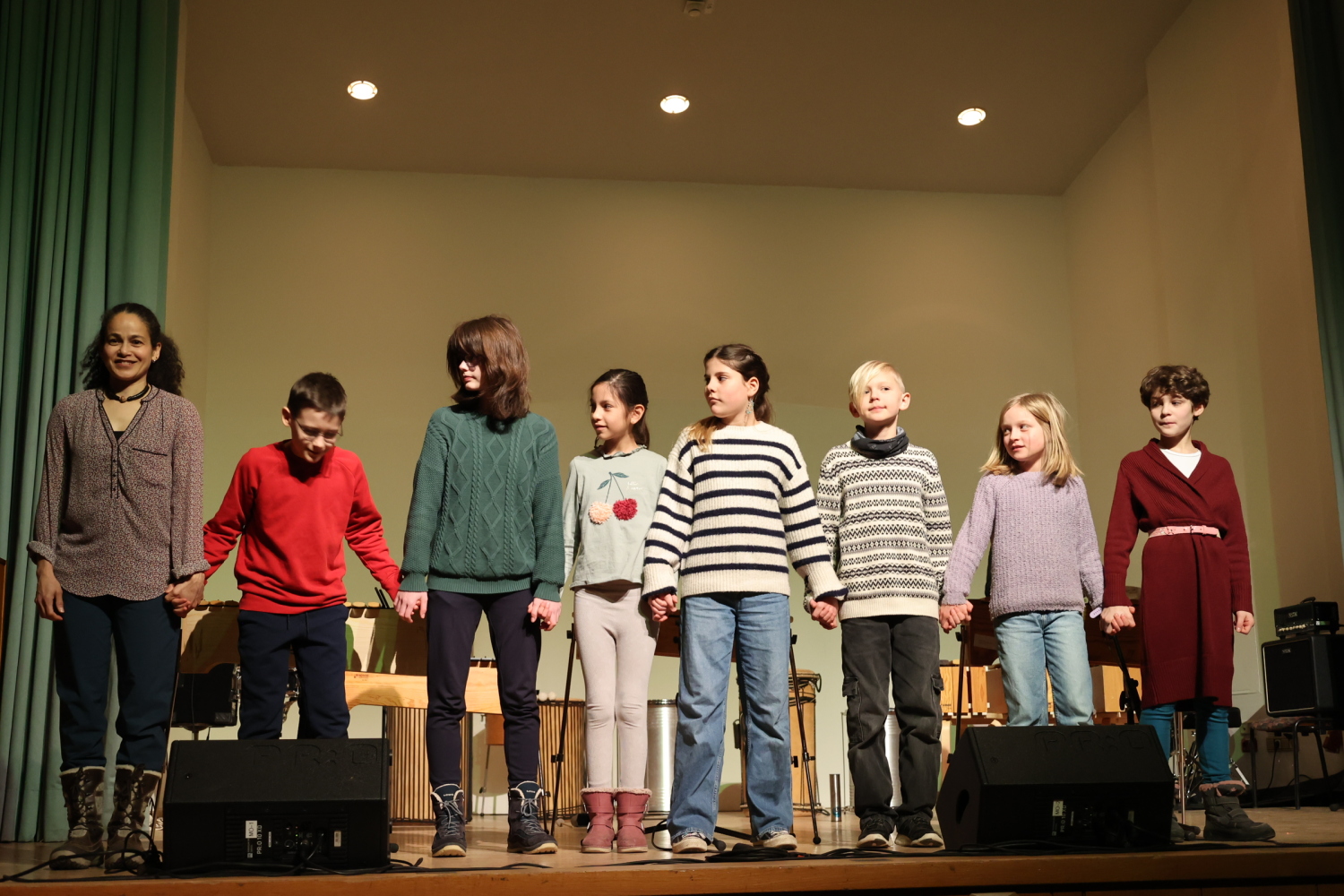 Kinder-Percussion-Ensemble Neide - Applaus 