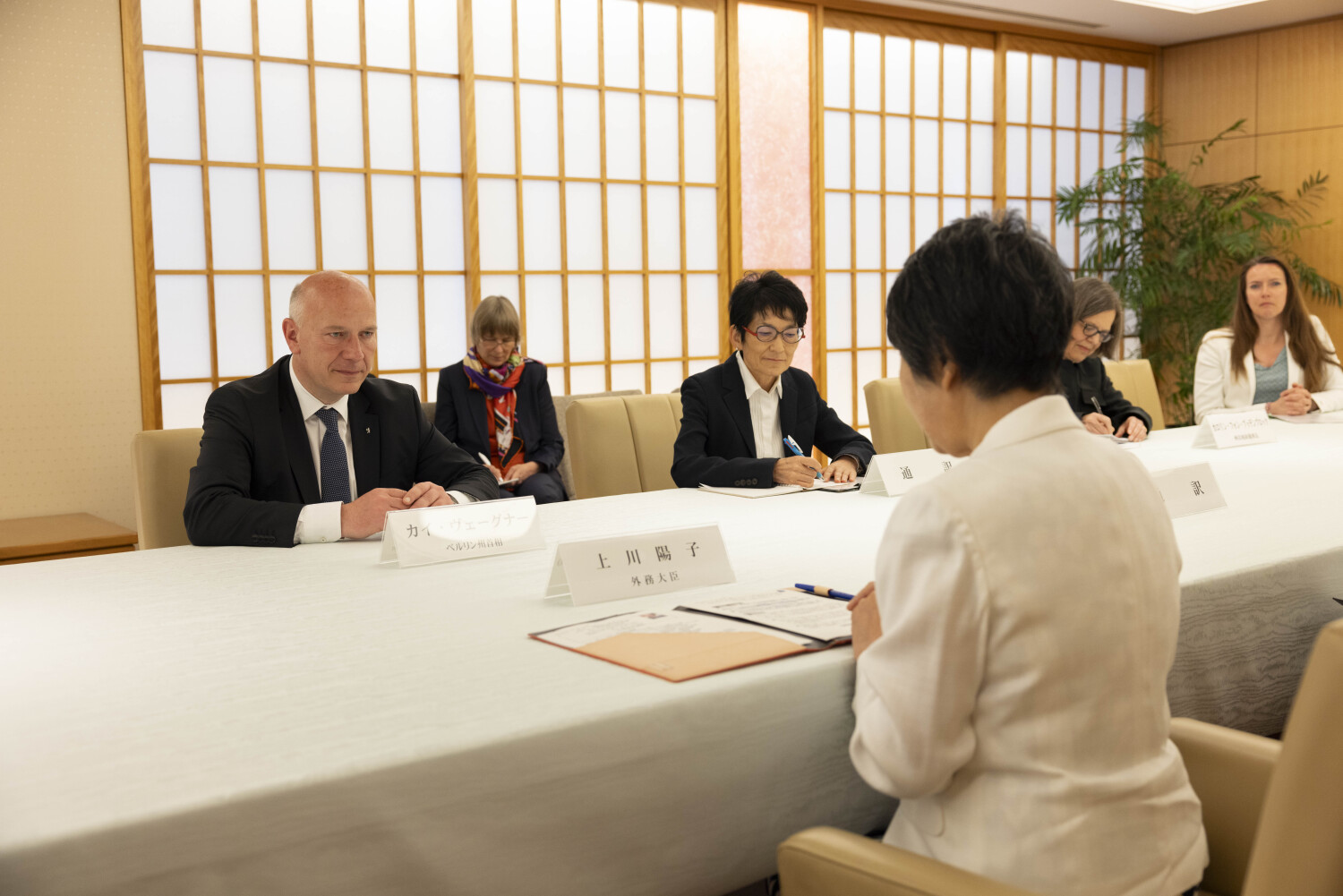 Kai Wegner trifft Japans Außenministerin Yoko Kamikawa