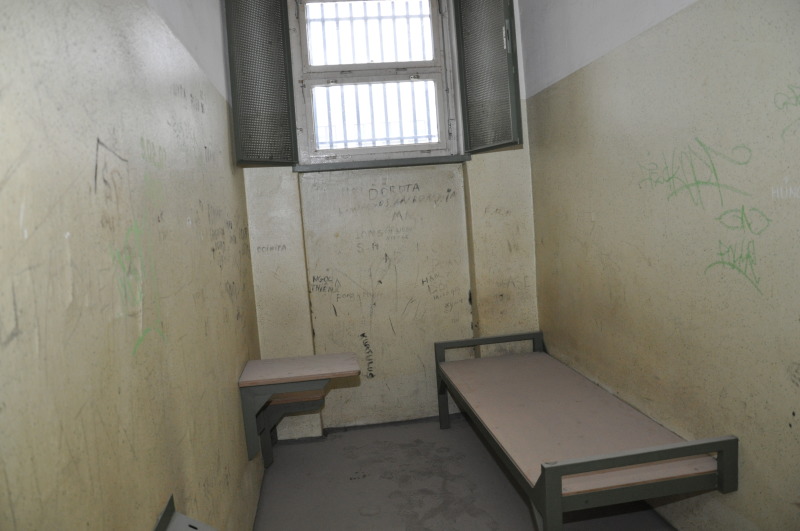 Zelle in der 6. Etage des Gefängnisses Keibelstraße