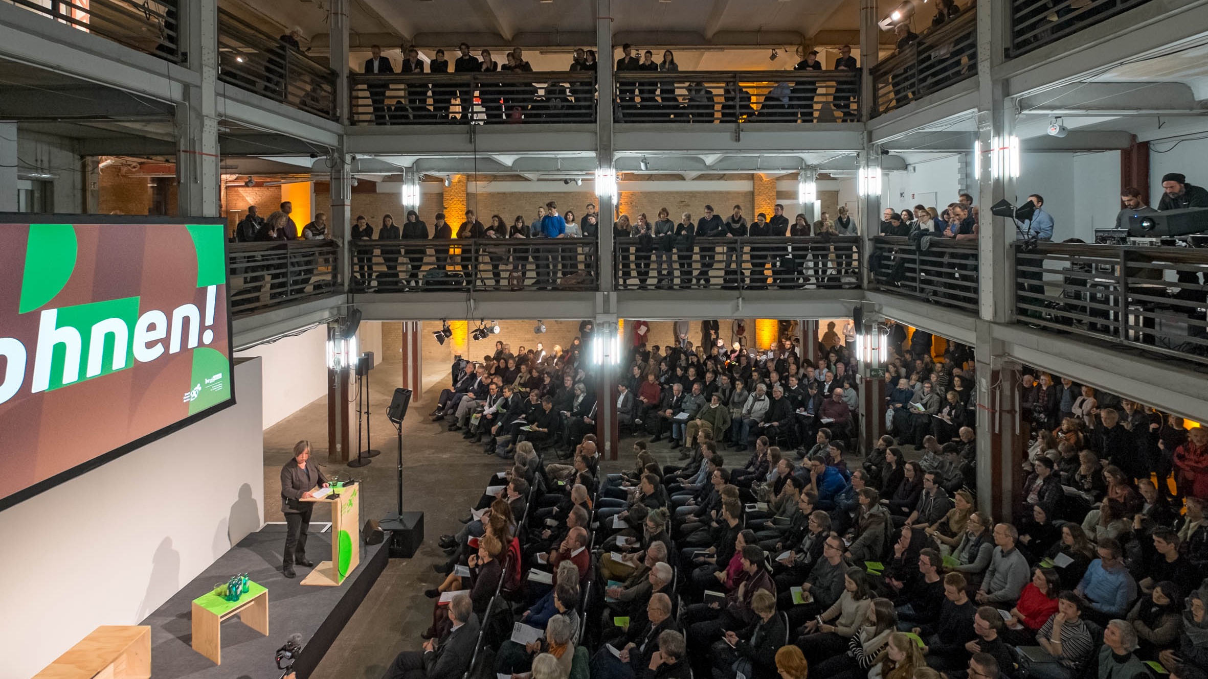 Das Kühlhaus bot mit seiner außergewöhnlichen Kulisse einen attraktiven Rahmen für das Stadtforum Wohnen am 20.11.2017.