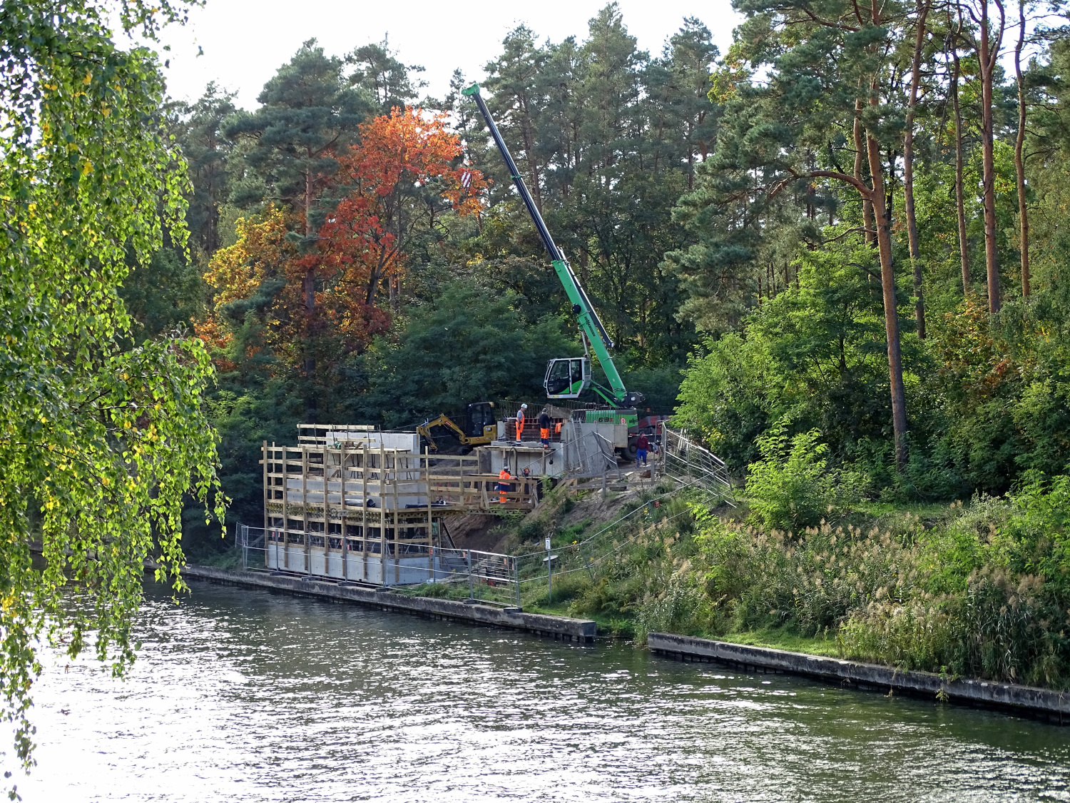 Unterbauten Behelfsbrücke westlich Gosener Kanal, Oktober 2022